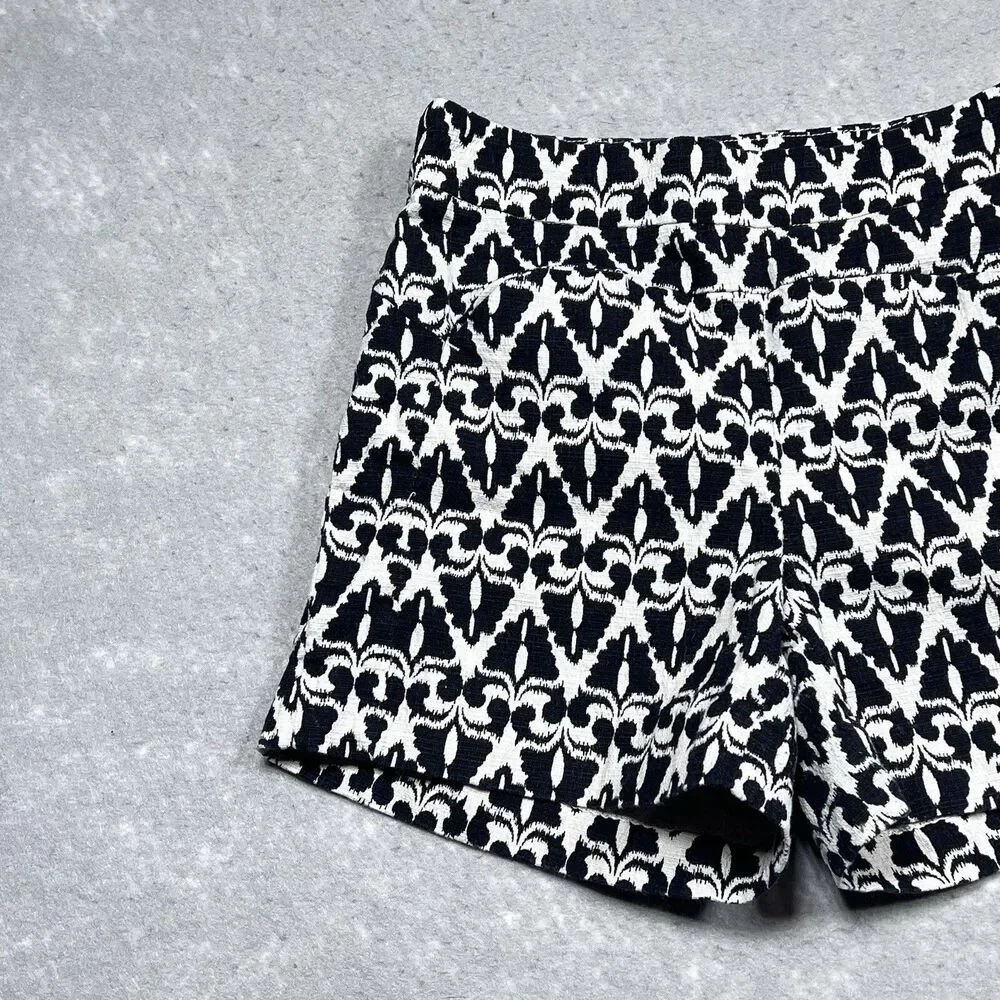 Anthropologie Shorts Women 2 Black White Print Cartoonier Lithograph High Waist